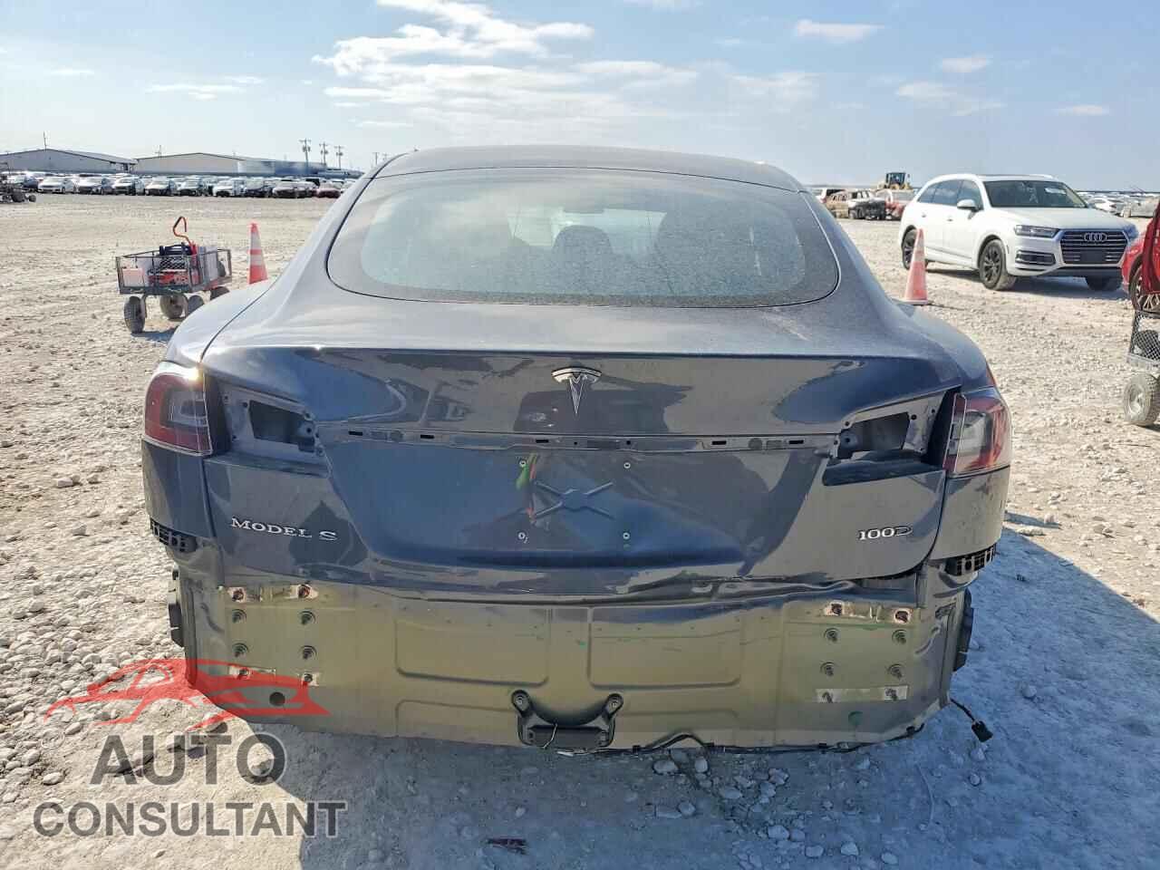 TESLA MODEL S 2019 - 5YJSA1E20KF305377