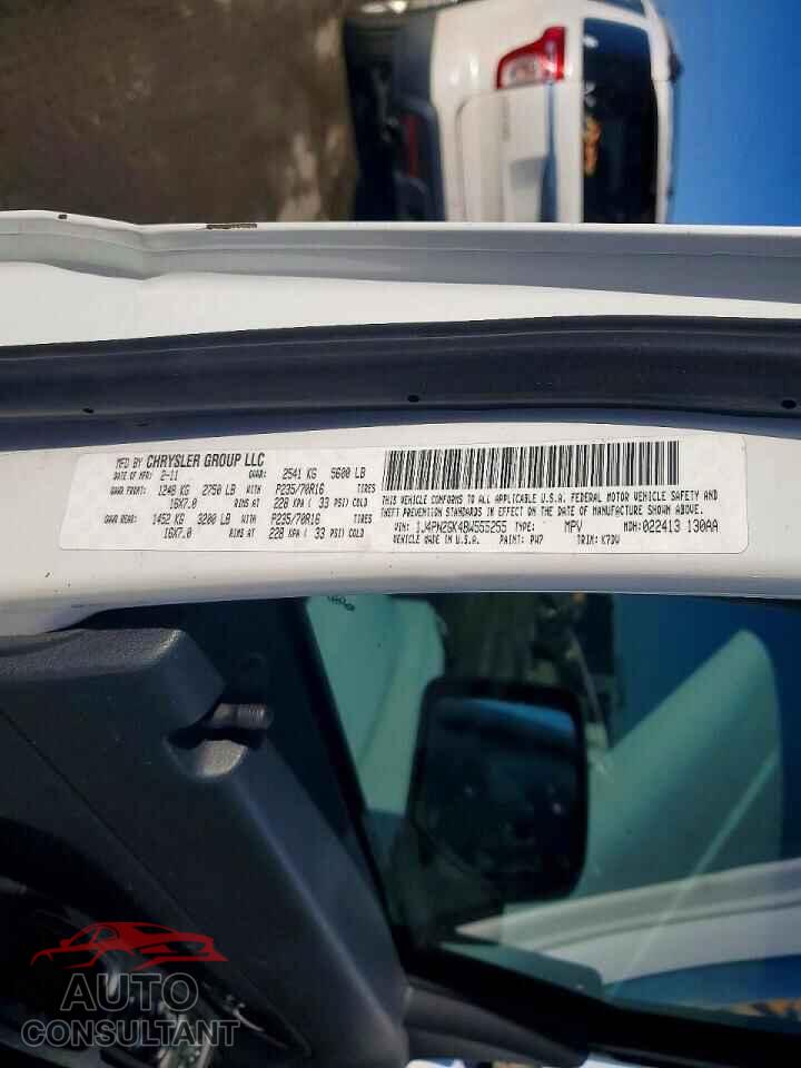 JEEP LIBERTY 2011 - 1J4PN2GK4BW555255