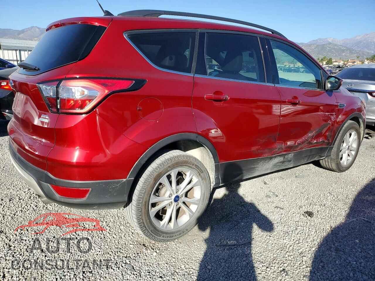 FORD ESCAPE 2018 - 1FMCU0HD4JUD44607