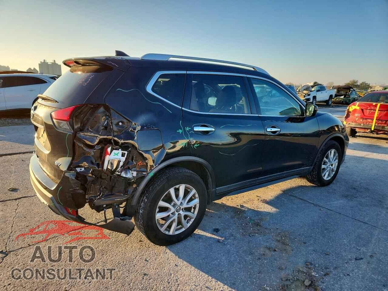 NISSAN ROGUE 2017 - KNMAT2MT8HP562016
