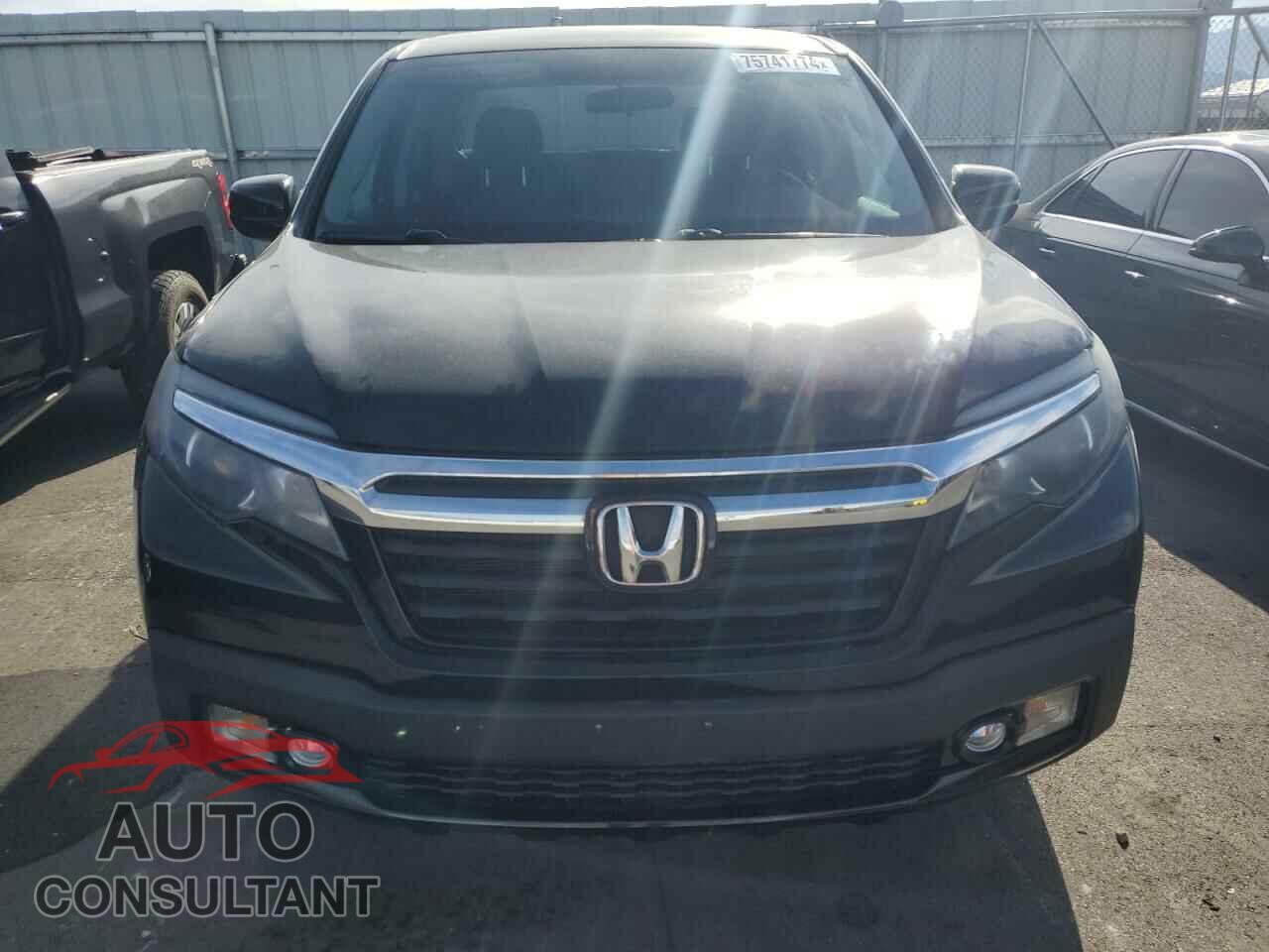 HONDA RIDGELINE 2017 - 5FPYK3F18HB018684