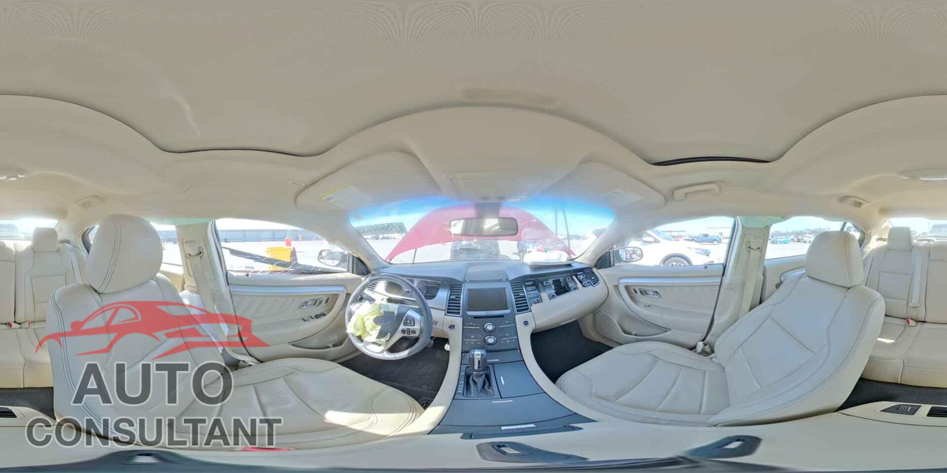 FORD TAURUS 2017 - 1FAHP2E86HG135100