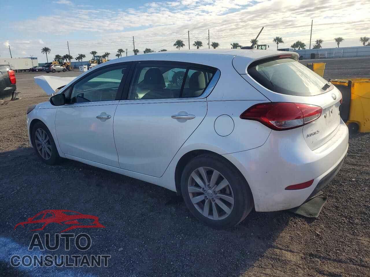 KIA FORTE 2015 - KNAFX5A82F5334630