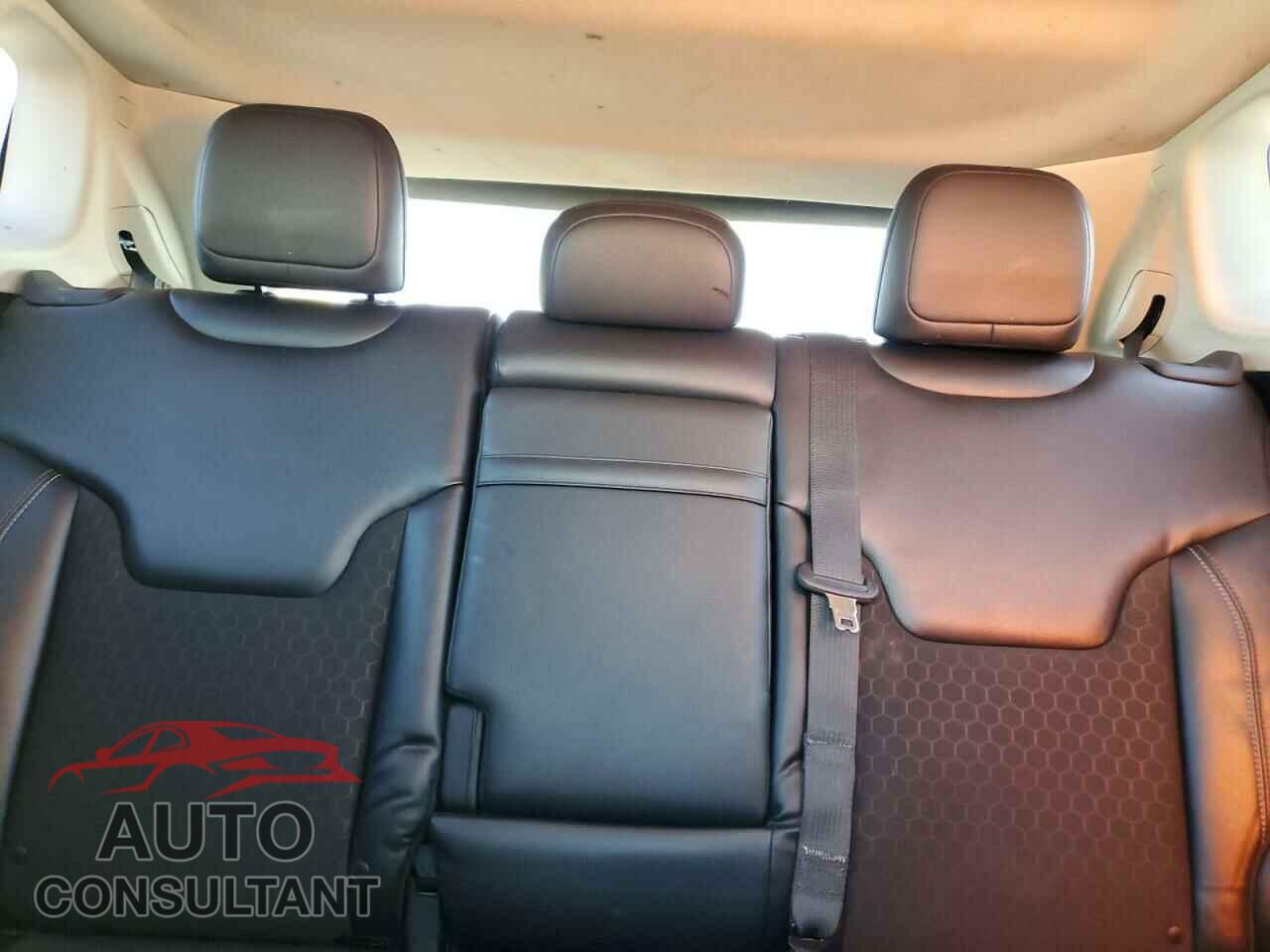 JEEP COMPASS 2017 - 3C4NJCBB9HT632805