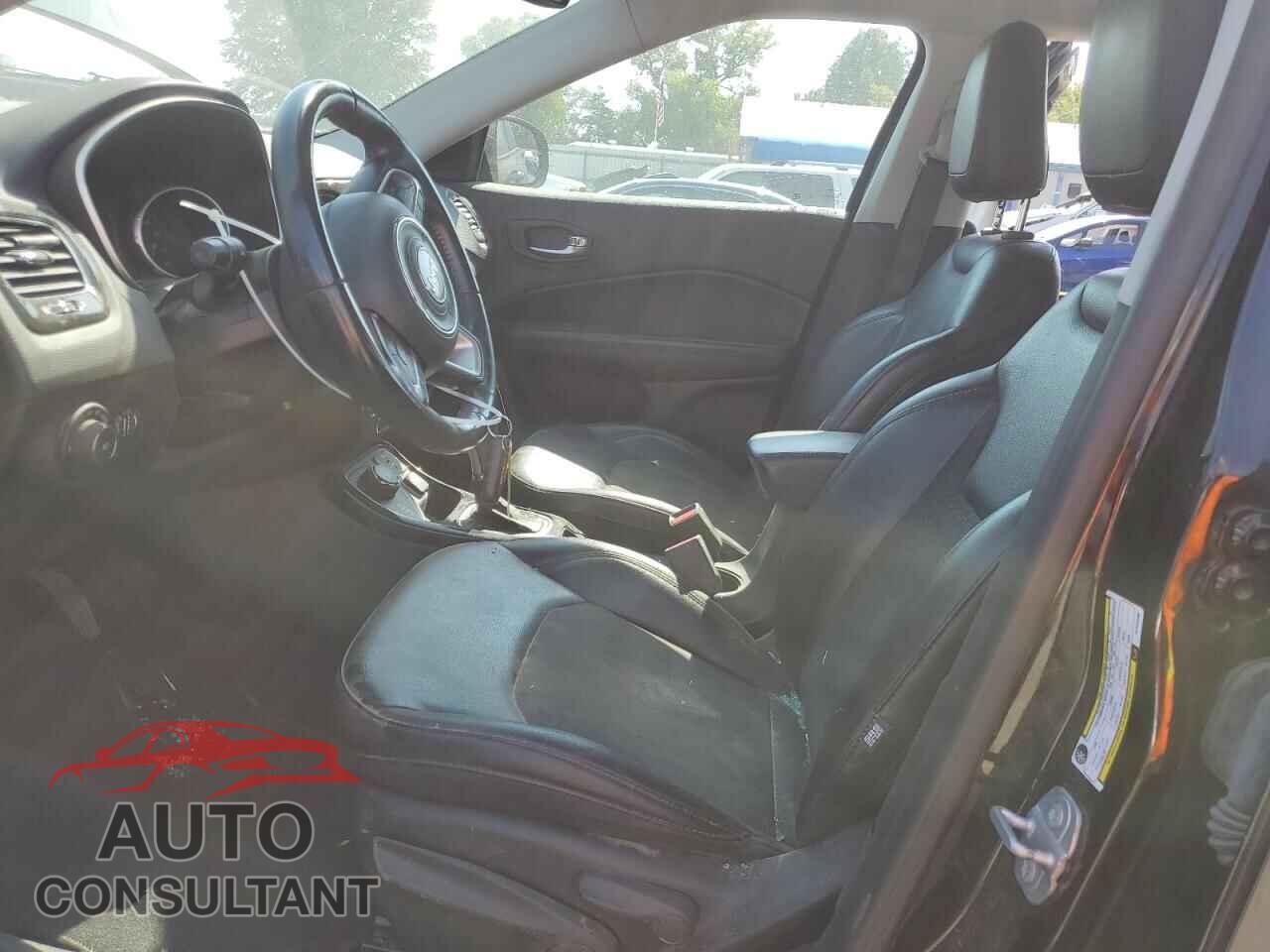 JEEP COMPASS 2018 - 3C4NJDBB8JT454283
