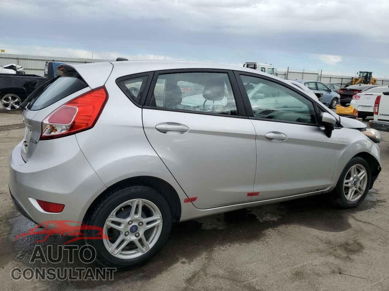 FORD FIESTA 2017 - 3FADP4EJ3HM135719