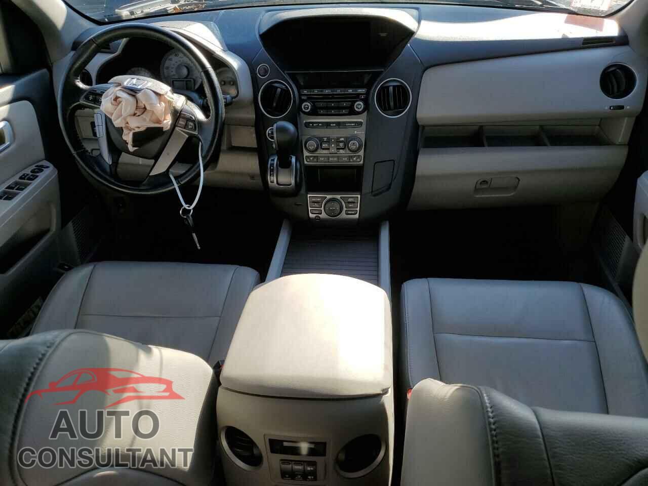 HONDA PILOT 2015 - 5FNYF4H72FB078090
