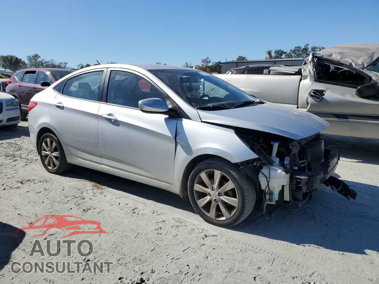 HYUNDAI ACCENT 2012 - KMHCU4AE2CU184420