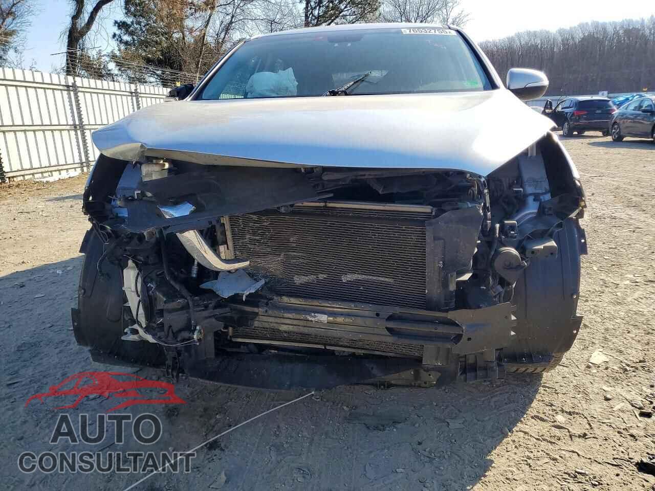 KIA SORENTO 2019 - 5XYPGDA5XKG487586