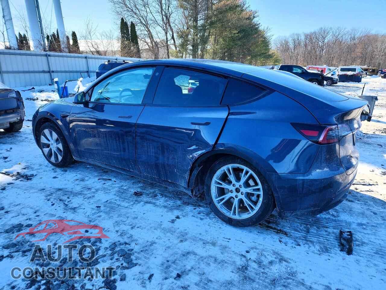 TESLA MODEL Y 2023 - 7SAYGAEEXPF583894