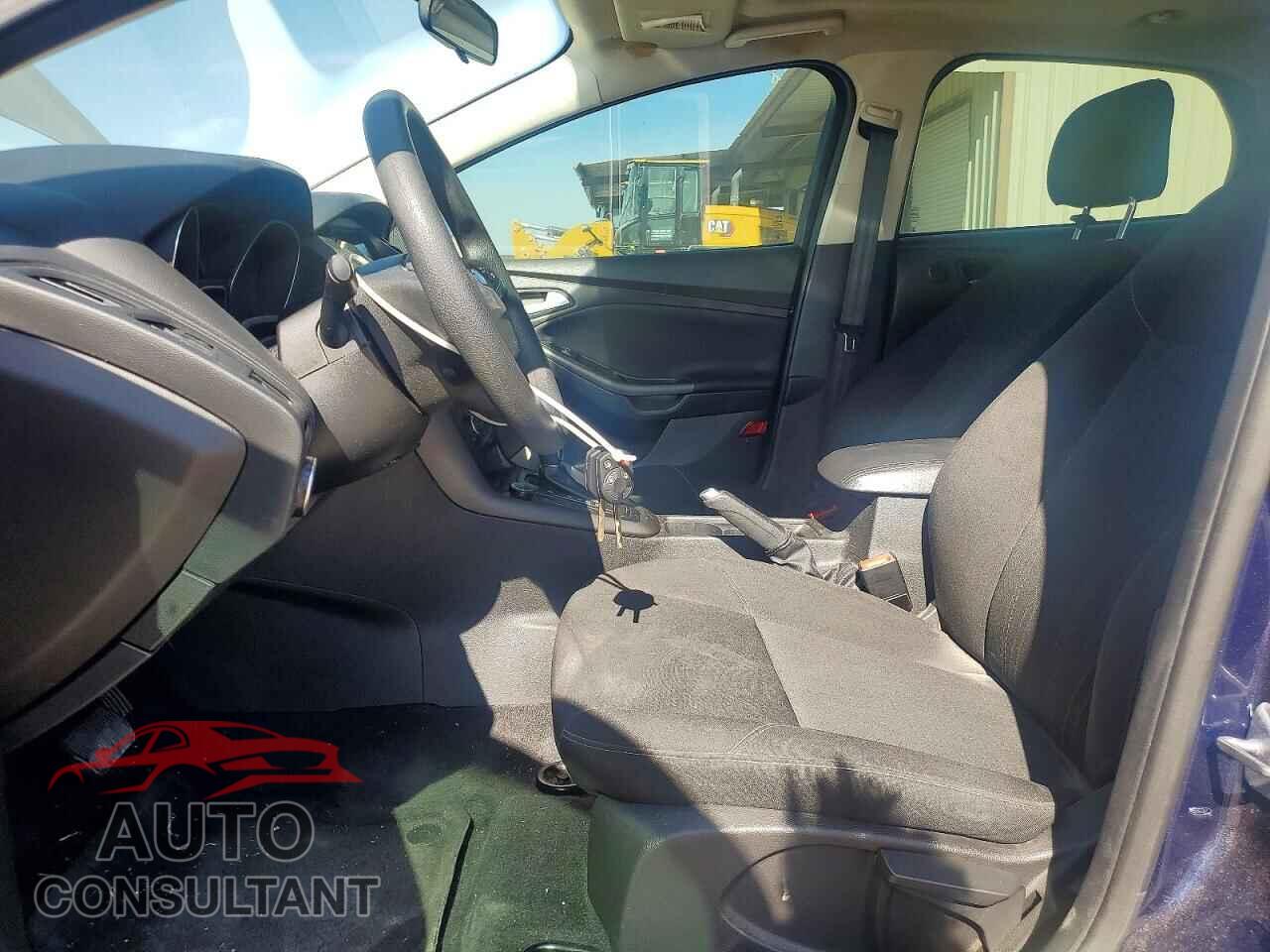 FORD FOCUS 2017 - 1FADP3M26HL342157