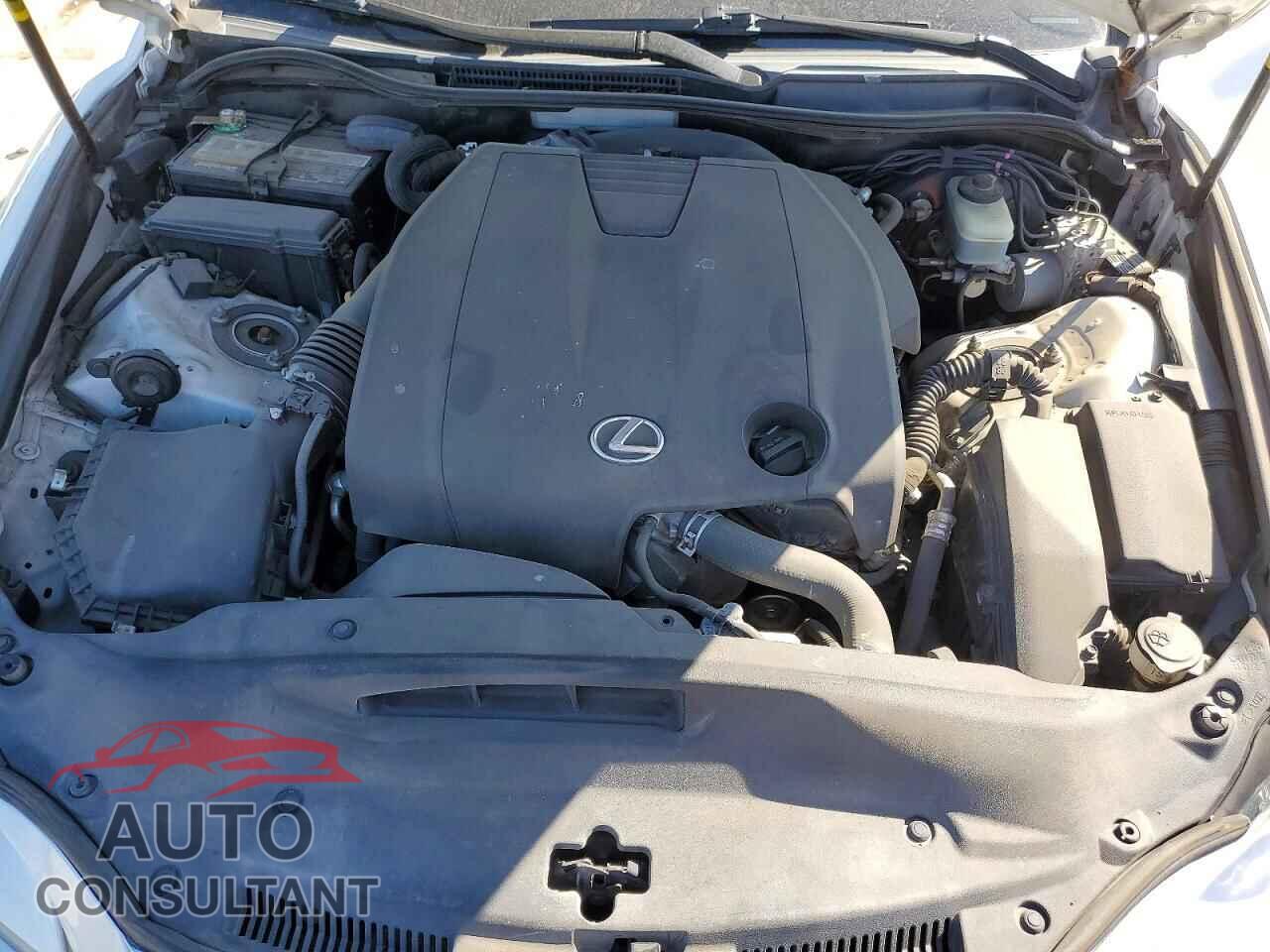 LEXUS IS 2015 - JTHBF1D22F5068657