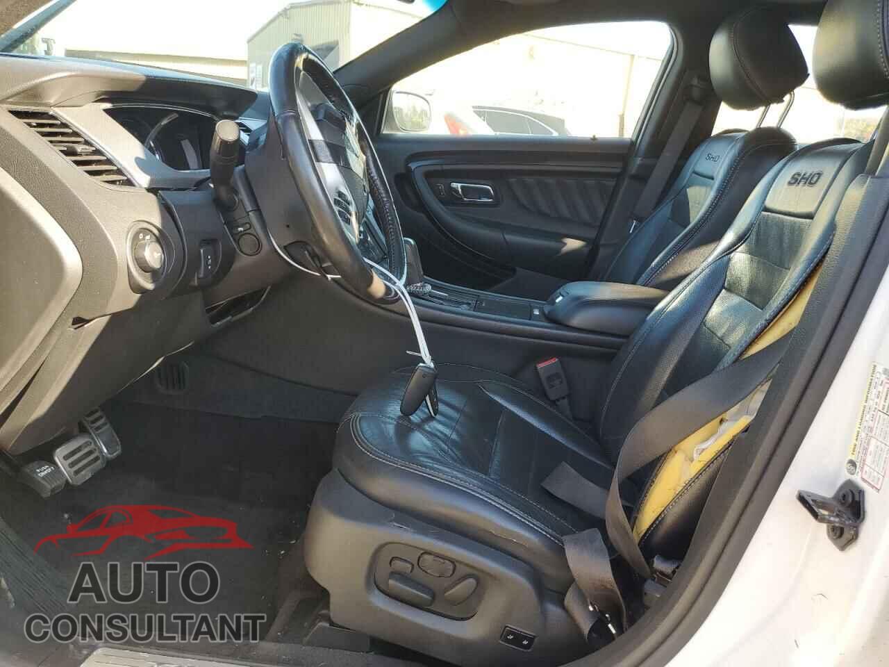 FORD TAURUS 2013 - 1FAHP2KT3DG101036