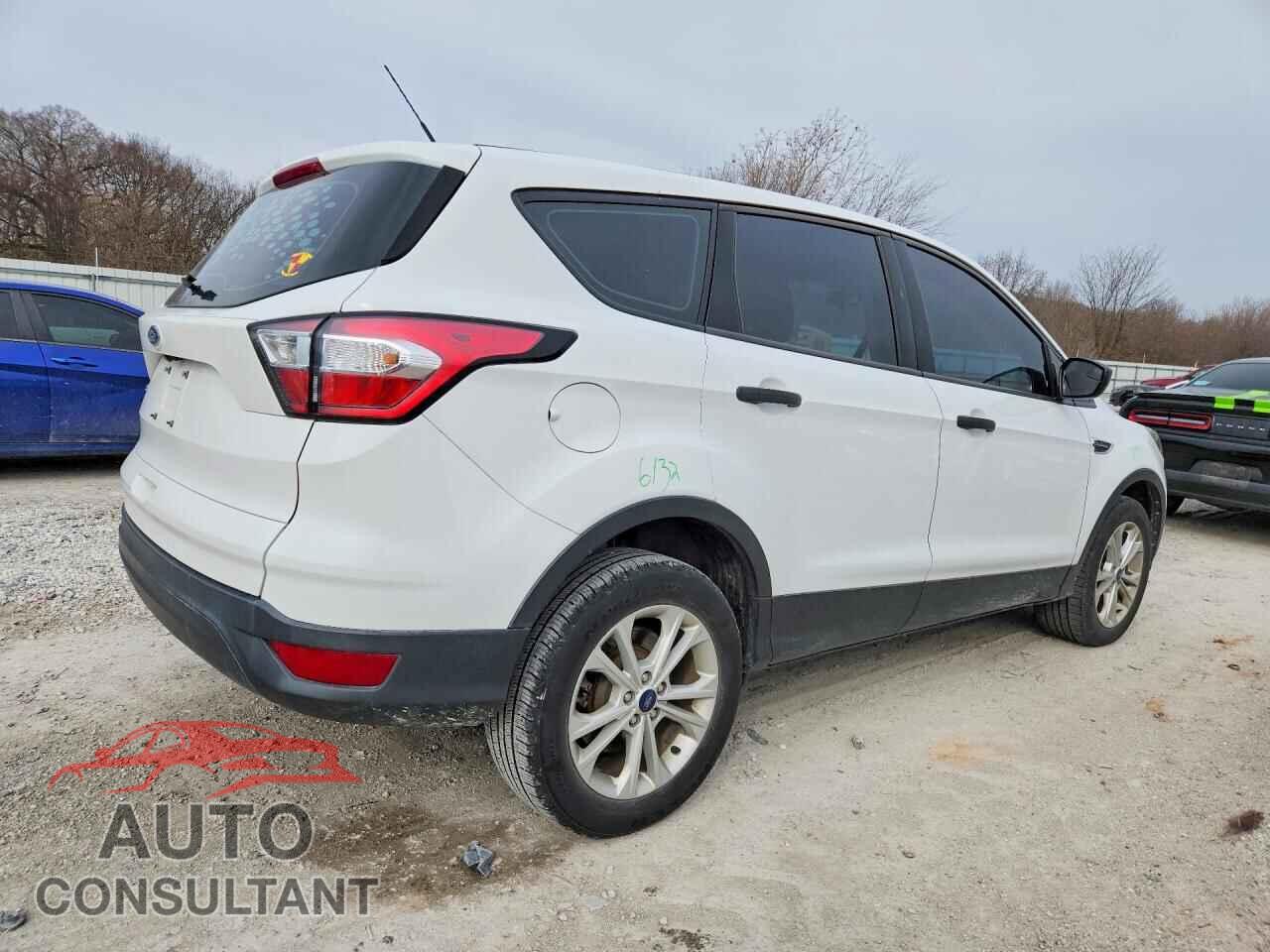 FORD ESCAPE 2018 - 1FMCU0F73JUD04290