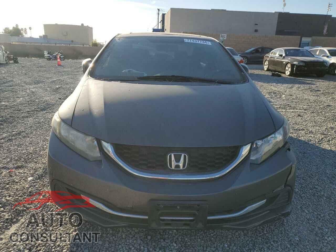 HONDA CIVIC 2015 - 2HGFB2F83FH552479
