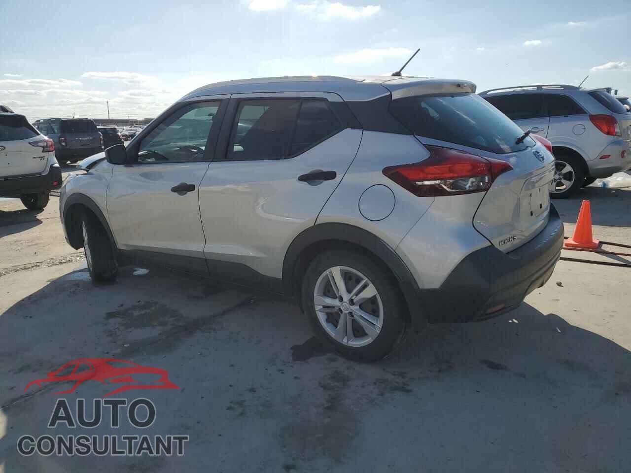 NISSAN KICKS 2019 - 3N1CP5CU3KL523865