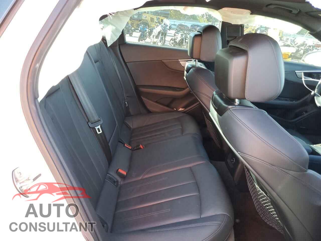 AUDI A4 2018 - WAULMAF41JA132906