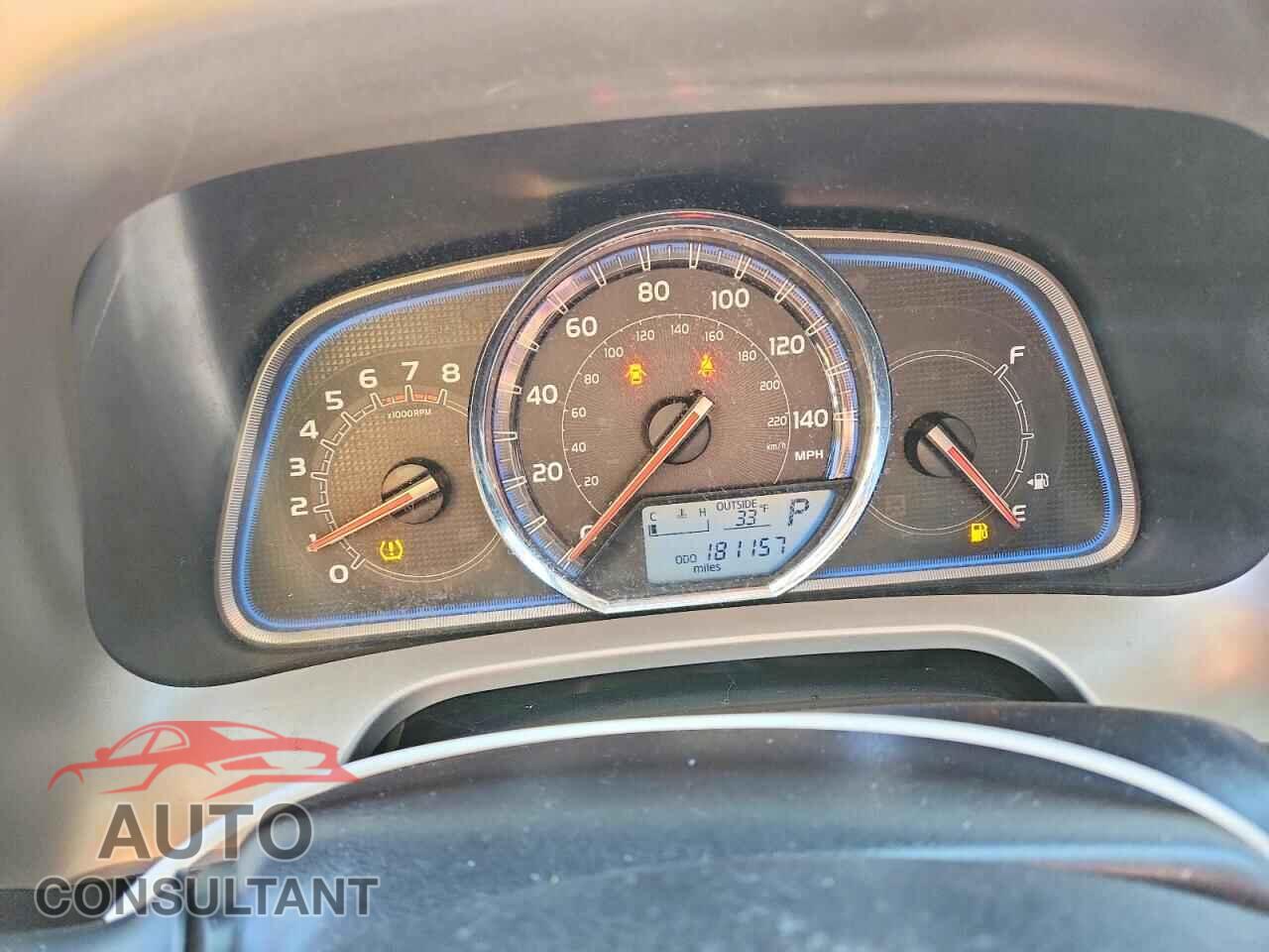 TOYOTA RAV4 2015 - JTMDFREV7FD097014