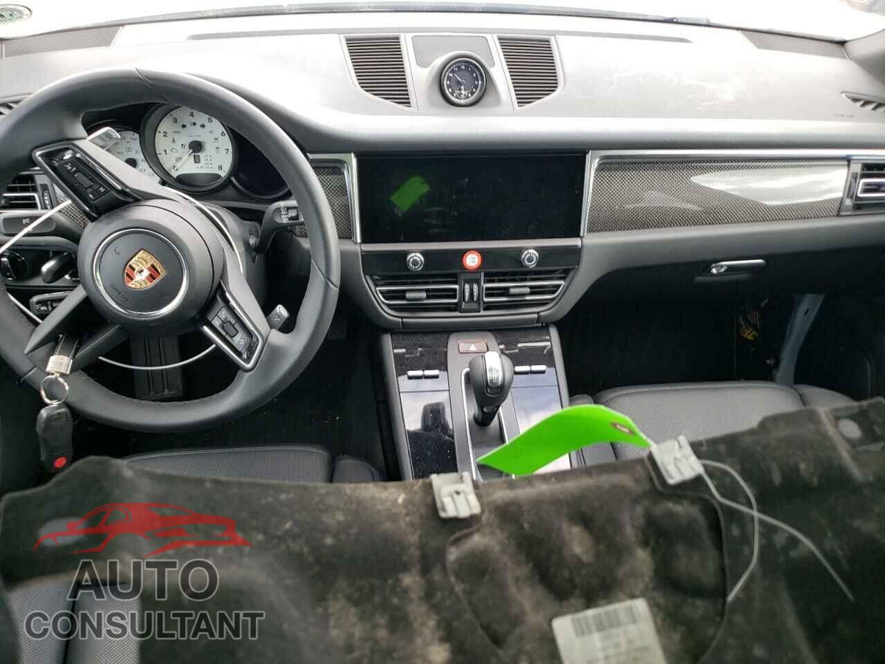 PORSCHE MACAN BASE 2024 - WP1AA2A51RLB15983