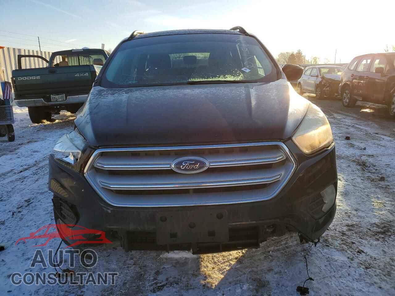 FORD ESCAPE 2018 - 1FMCU0GDXJUA80472