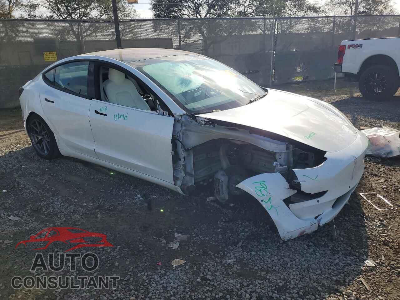 TESLA MODEL 3 2018 - 5YJ3E1EB9JF096891