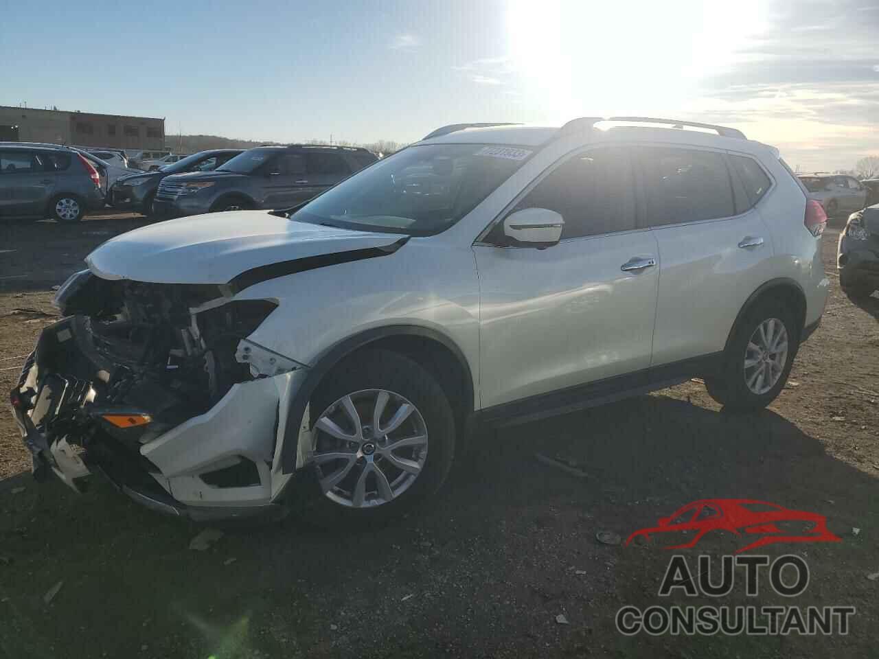 NISSAN ROGUE 2017 - 5N1AT2MN1HC841716