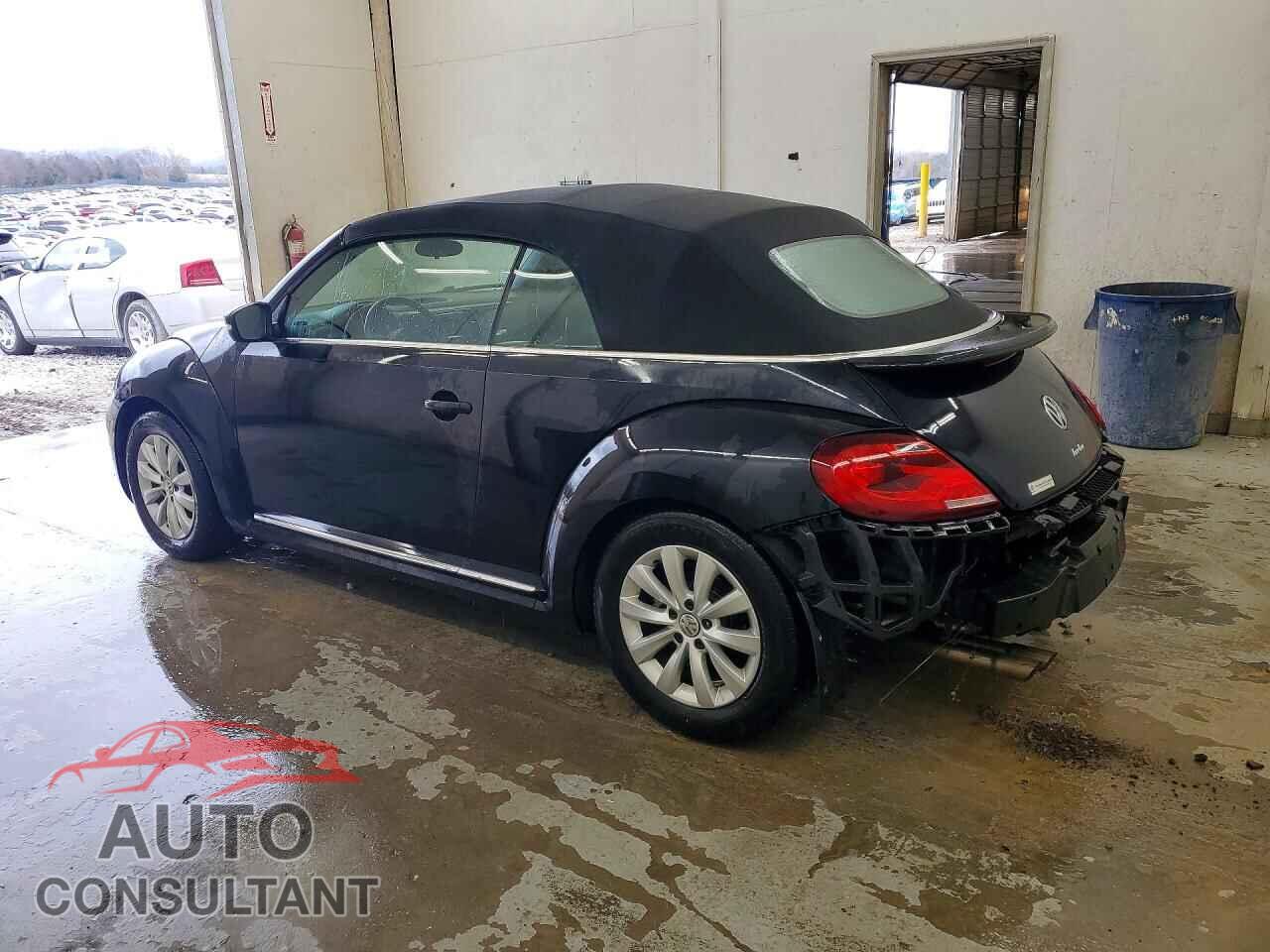 VOLKSWAGEN BEETLE 2018 - 3VW5DAAT3JM515143