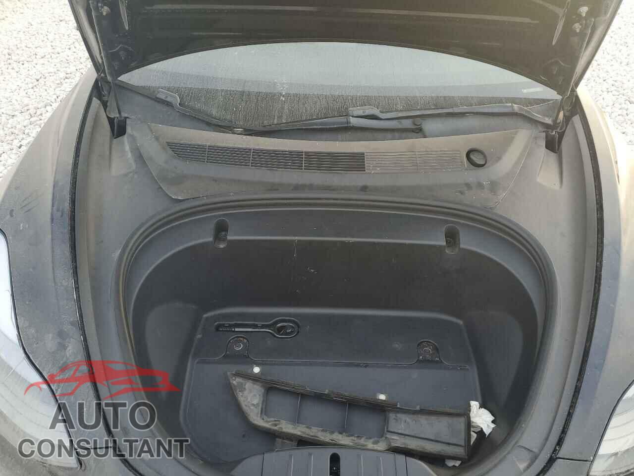 TESLA MODEL 3 2020 - 5YJ3E1EB8LF600446