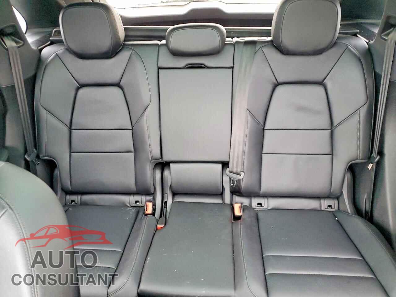PORSCHE CAYENNE 2025 - WP1AA2AY0SDA04111