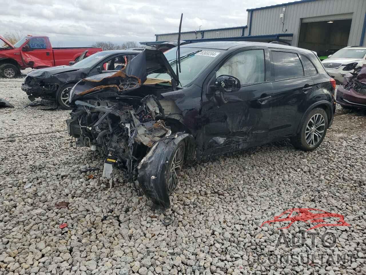 MITSUBISHI OUTLANDER 2019 - JA4AR3AUXKU001739