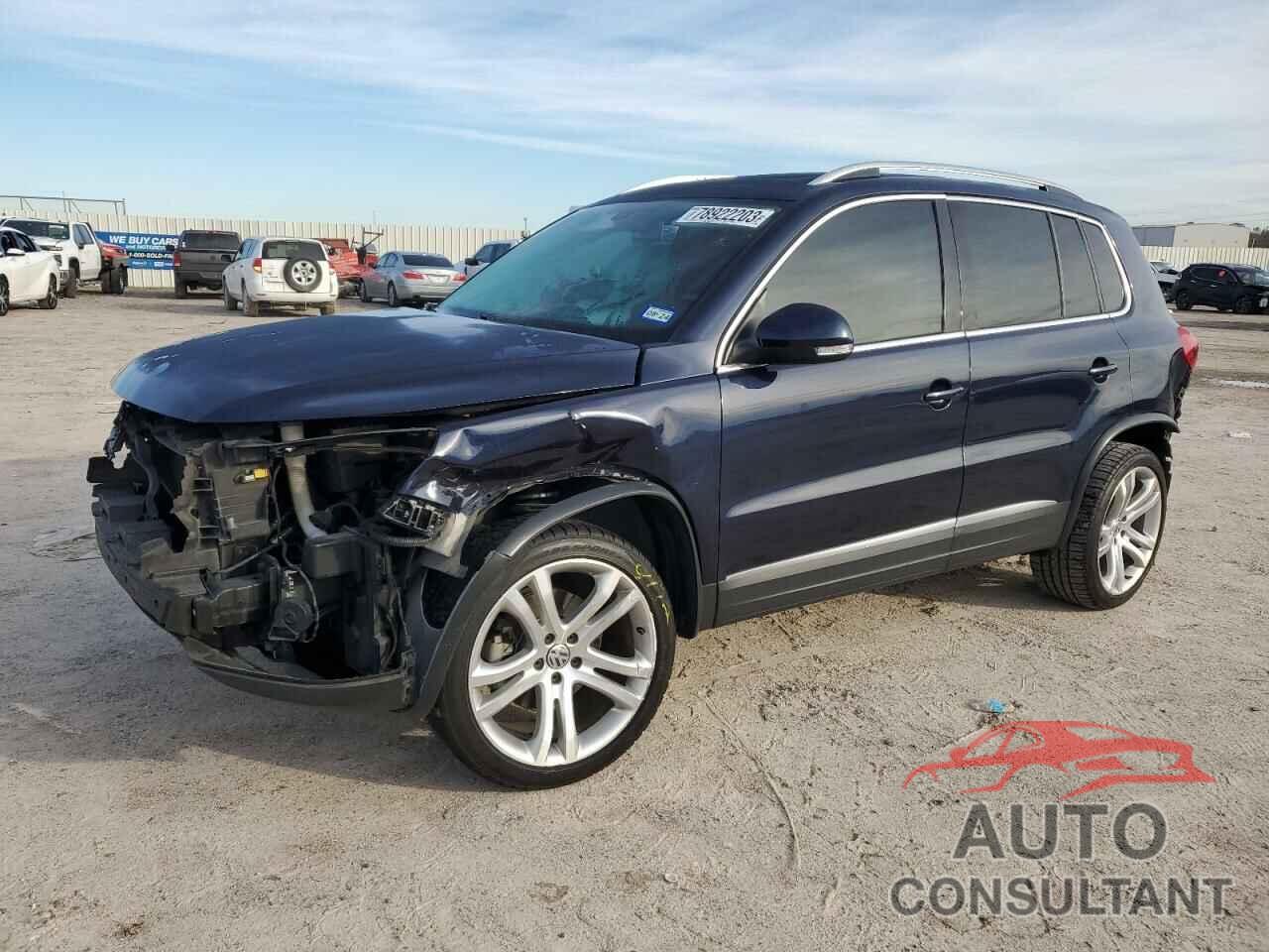 VOLKSWAGEN TIGUAN 2016 - WVGAV7AX5GW563199