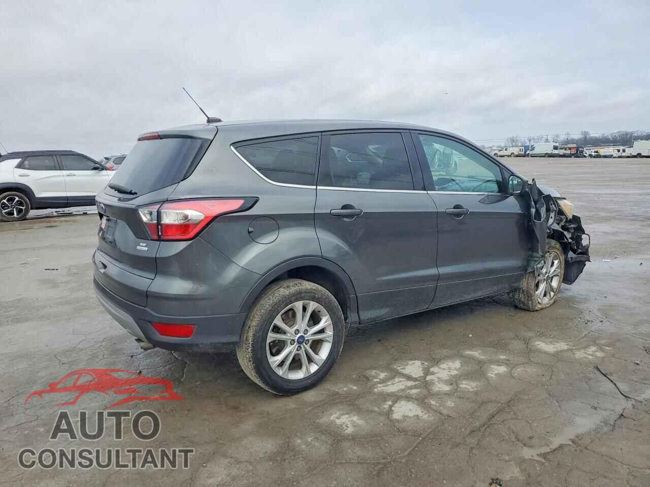 FORD ESCAPE 2017 - 1FMCU0G98HUC81535