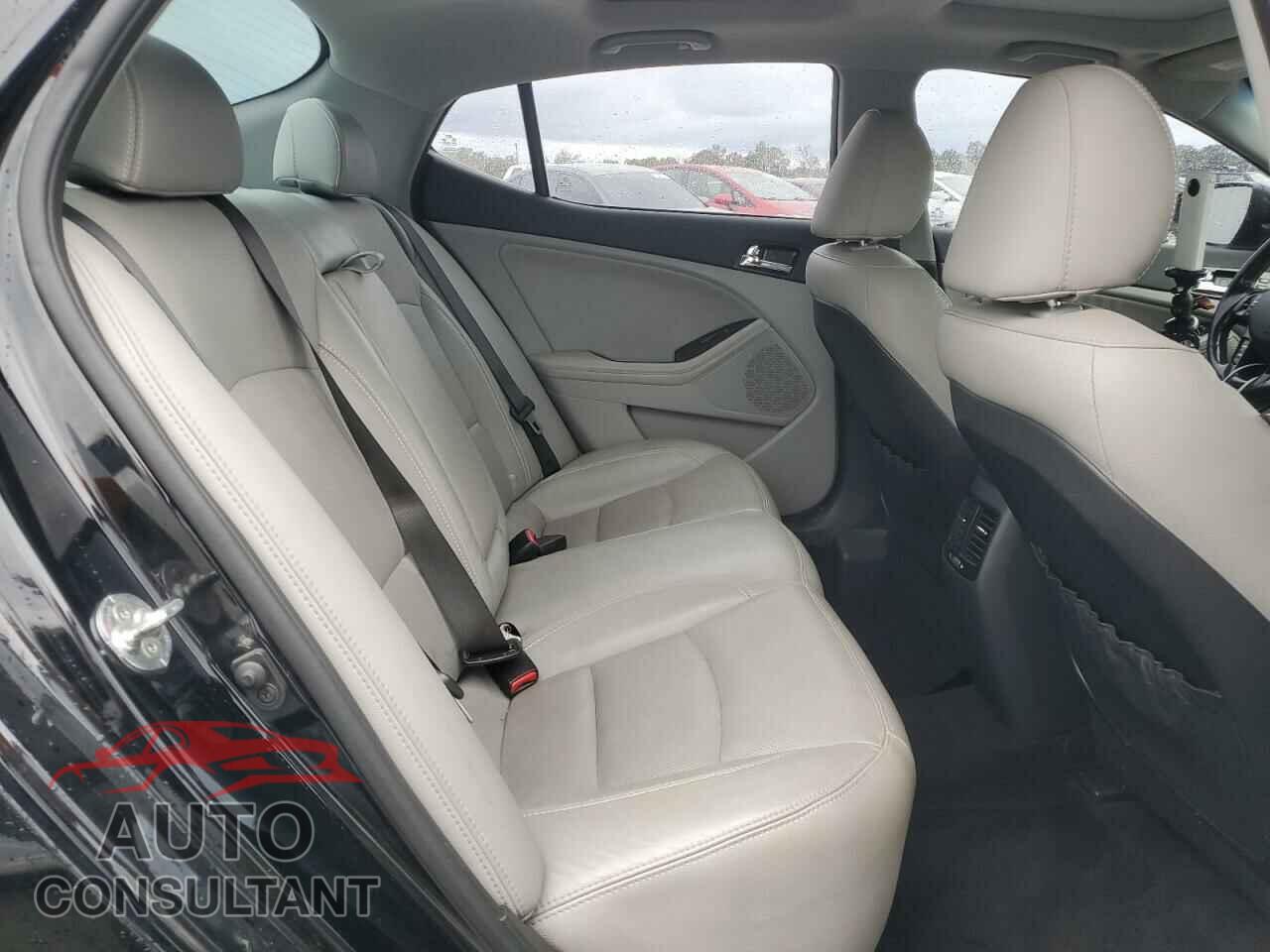 KIA OPTIMA 2013 - 5XXGN4A73DG120852