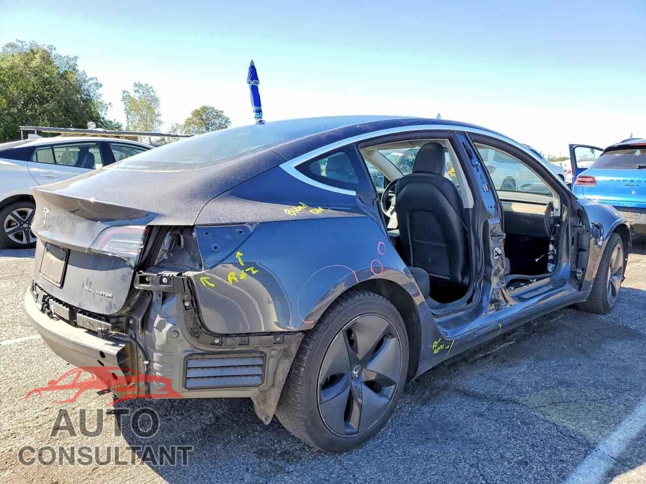 TESLA MODEL 3 2019 - 5YJ3E1EB3KF205556