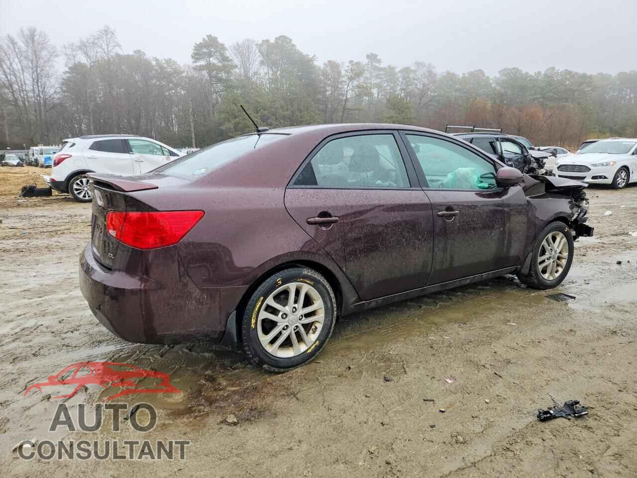 KIA FORTE 2011 - KNAFU4A29B5367603