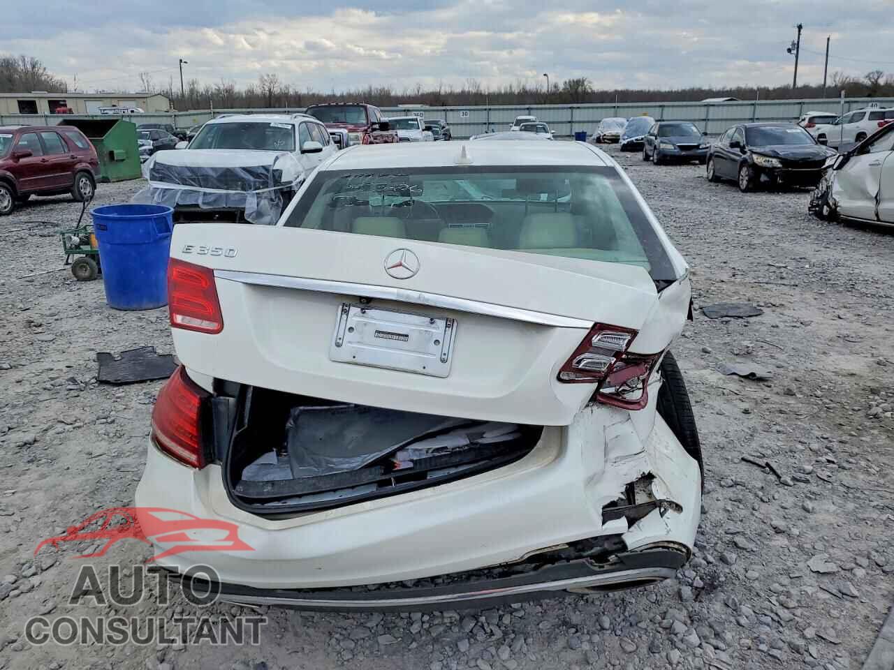 MERCEDES-BENZ E-CLASS 2014 - WDDHF5KB3EA805947