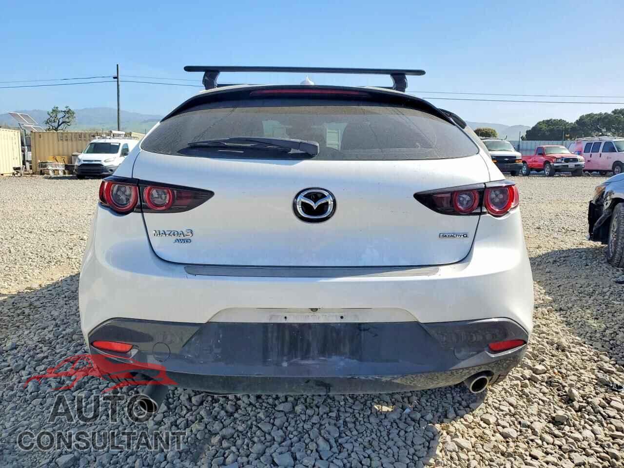 MAZDA 3 2021 - JM1BPBML1M1328516