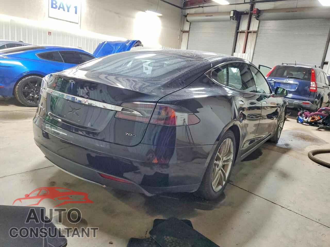 TESLA MODEL S 2015 - 5YJSA1E25FF117914
