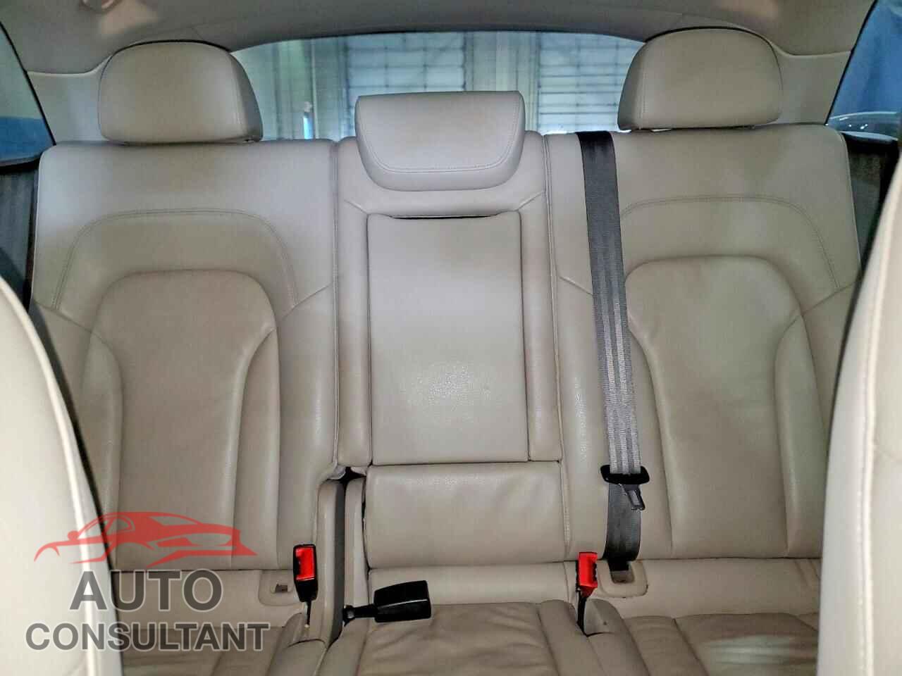 AUDI Q5 2015 - WA1LFAFP8FA045609