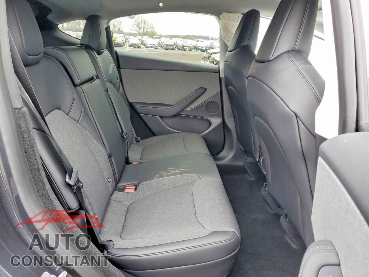 TESLA MODEL Y 2026 - 7SAYGDED3TA590105