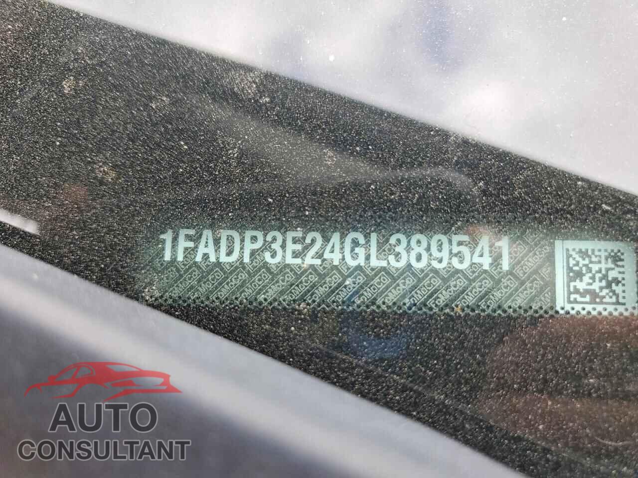 FORD FOCUS 2016 - 1FADP3E24GL389541