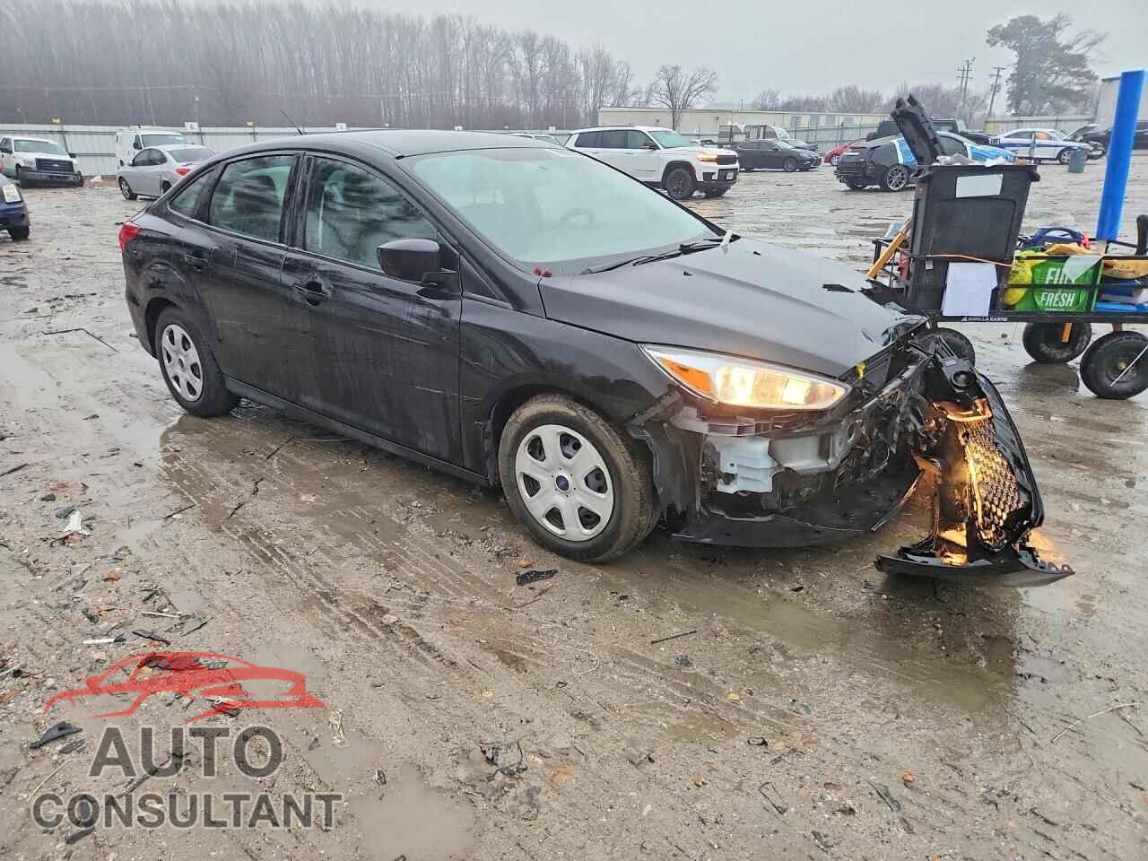 FORD FOCUS 2018 - 1FADP3E26JL226963