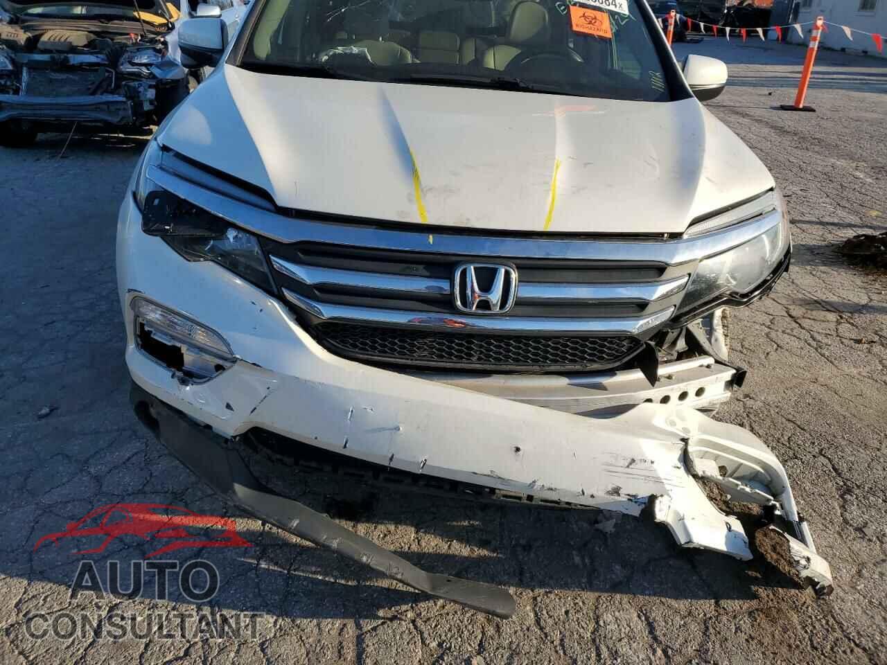 HONDA PILOT 2017 - 5FNYF6H59HB005019