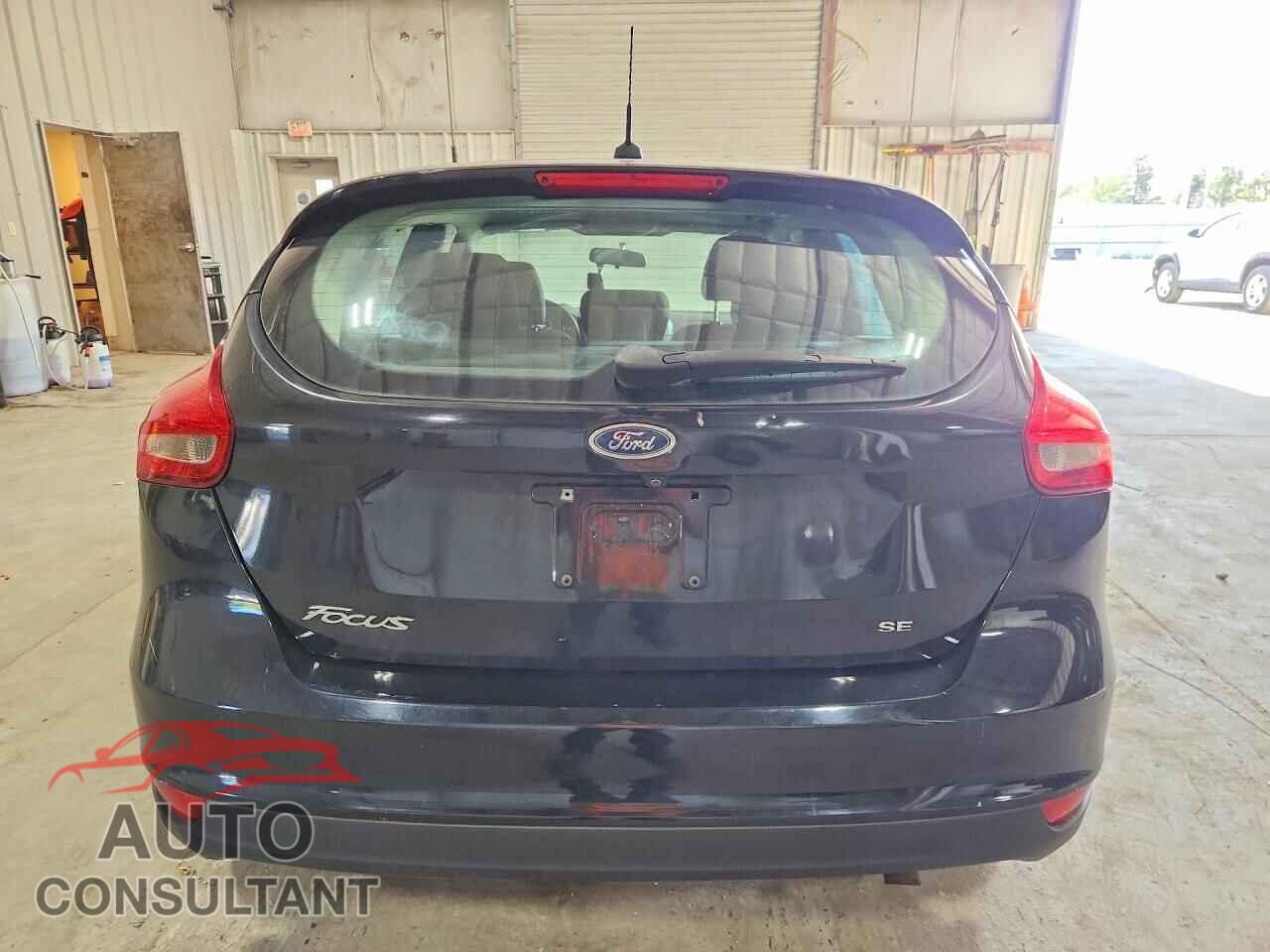 FORD FOCUS 2017 - 1FADP3K29HL246462