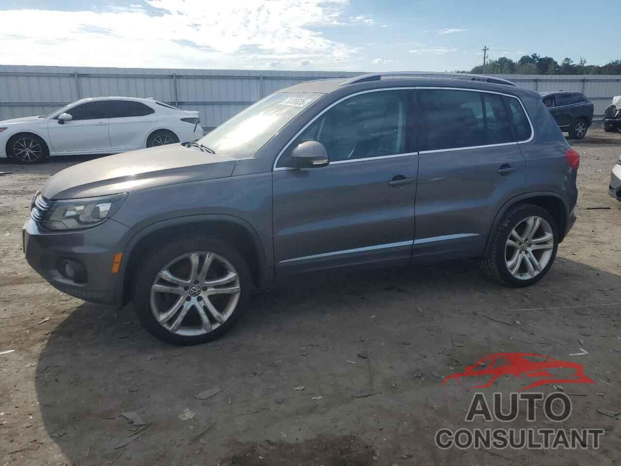 VOLKSWAGEN TIGUAN 2012 - WVGBV7AX5CW088278