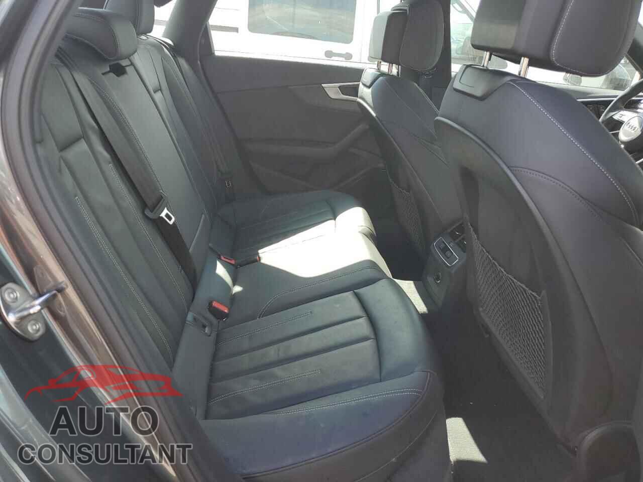 AUDI A4 2020 - WAUDNAF45LN014340