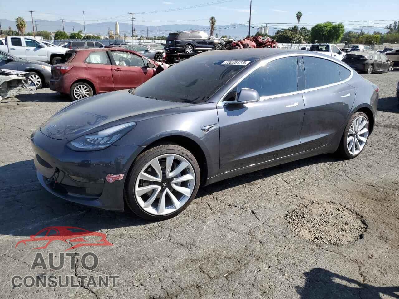 TESLA MODEL 3 2018 - 5YJ3E1EA5JF052829