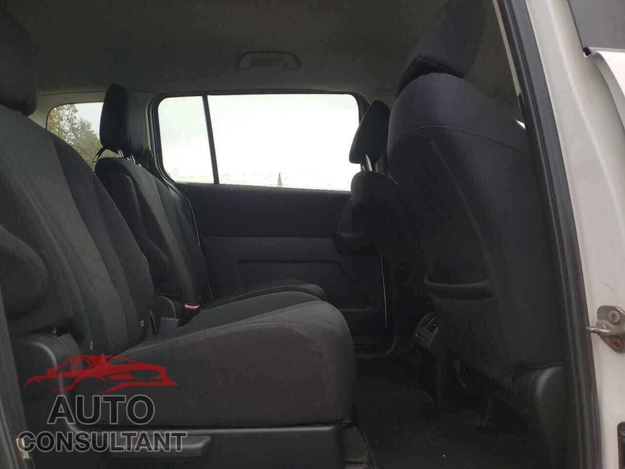 MAZDA 5 2012 - JM1CW2CL1C0128894