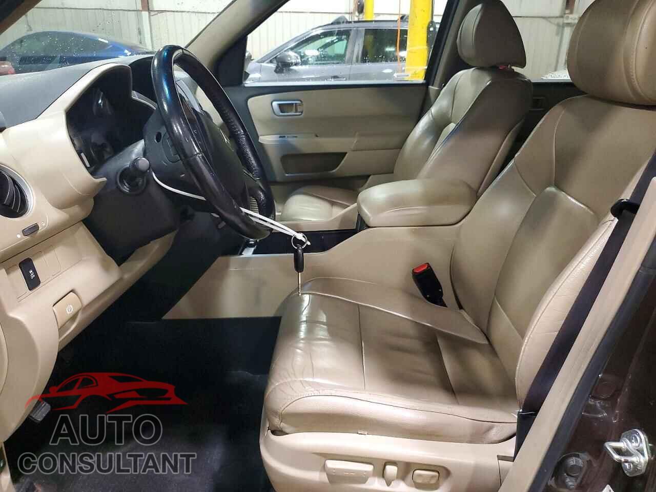 HONDA PILOT 2013 - 5FNYF4H57DB020102