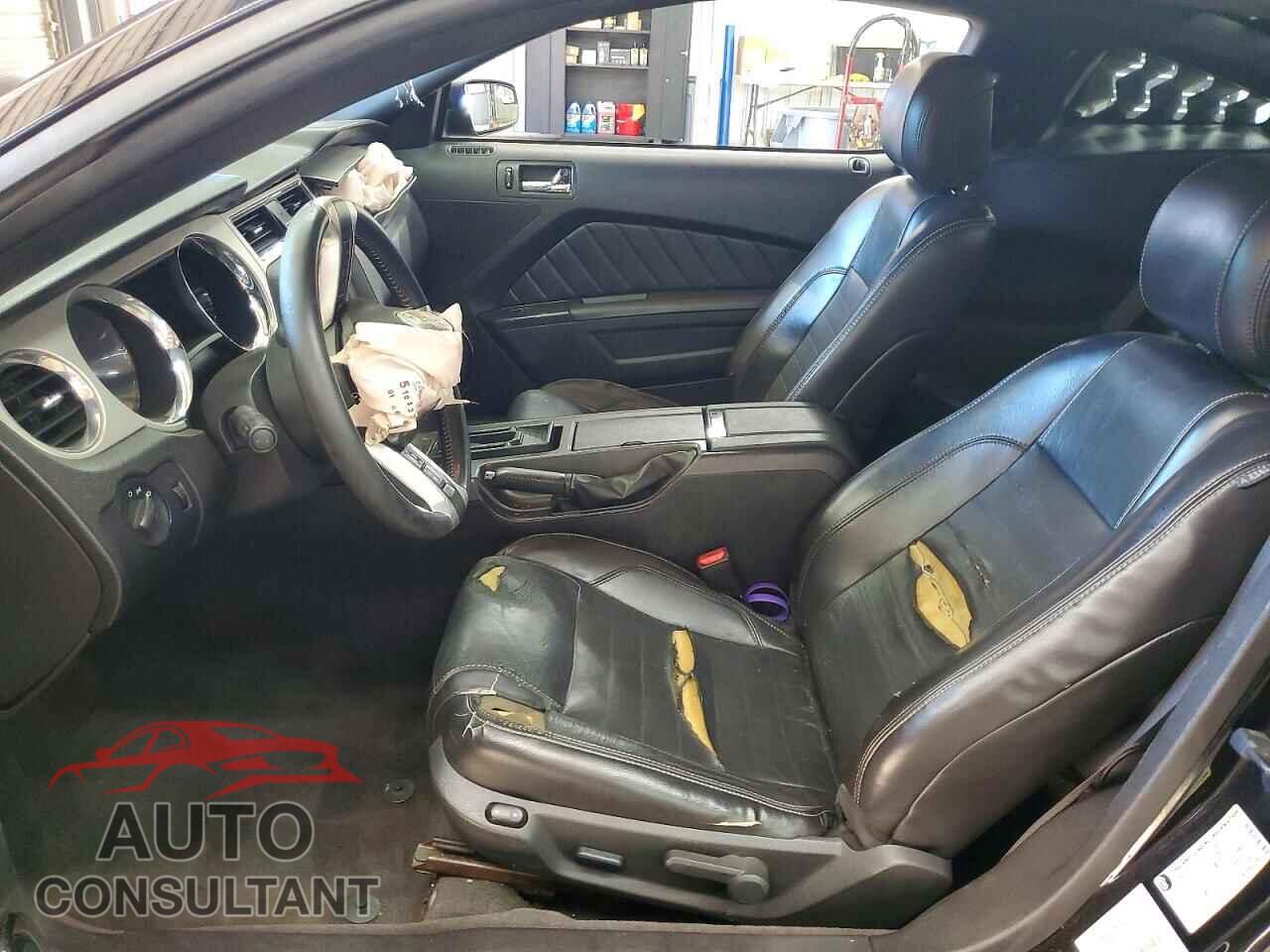 FORD MUSTANG 2013 - 1ZVBP8AM0D5238201